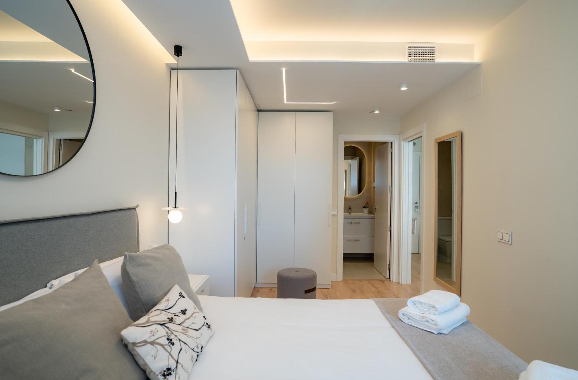 Apartamento Sky View Design And Relax View With Free Parking Málaga