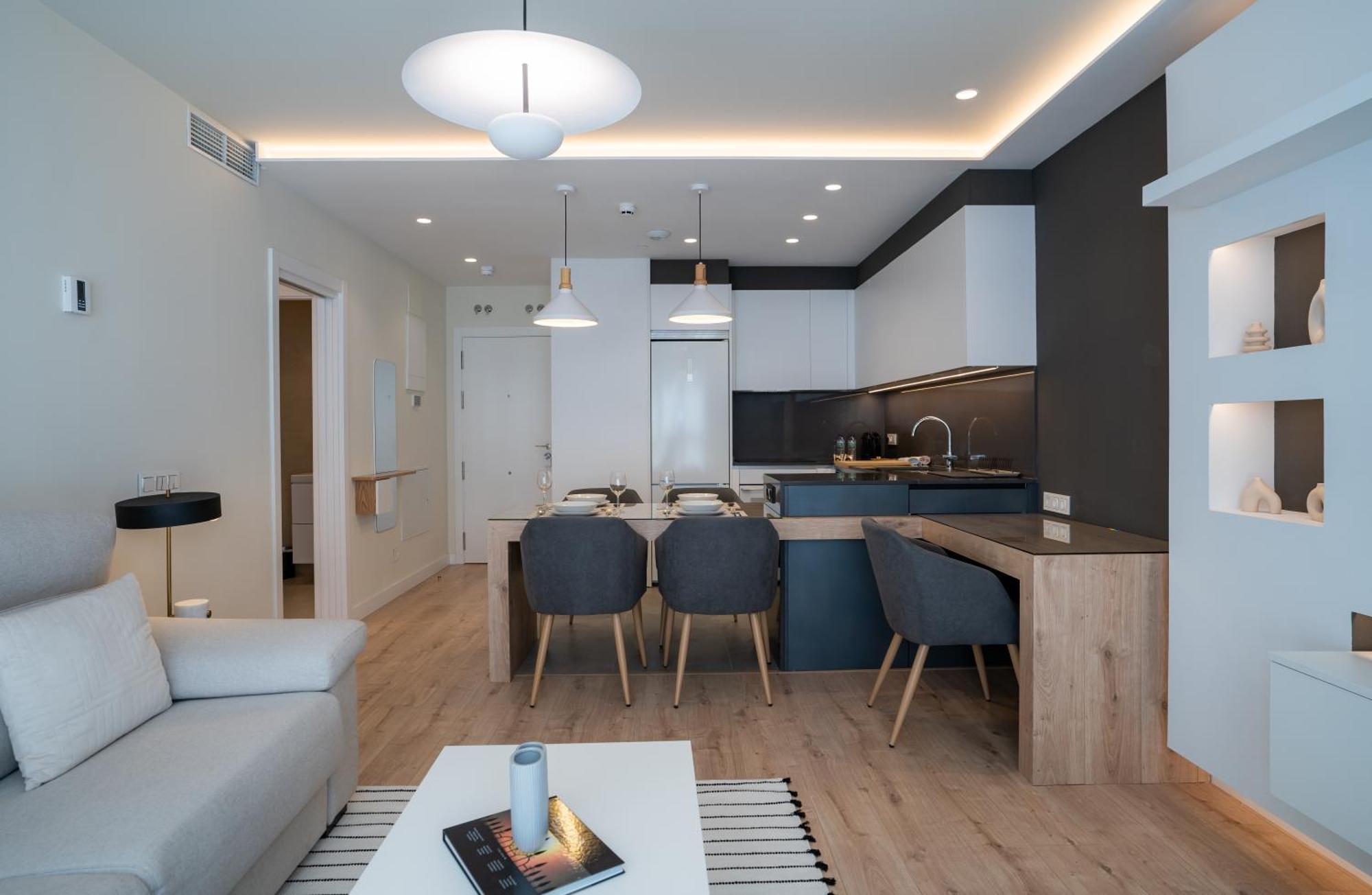 Sky View Design And Relax View With Free Parking Apartamento