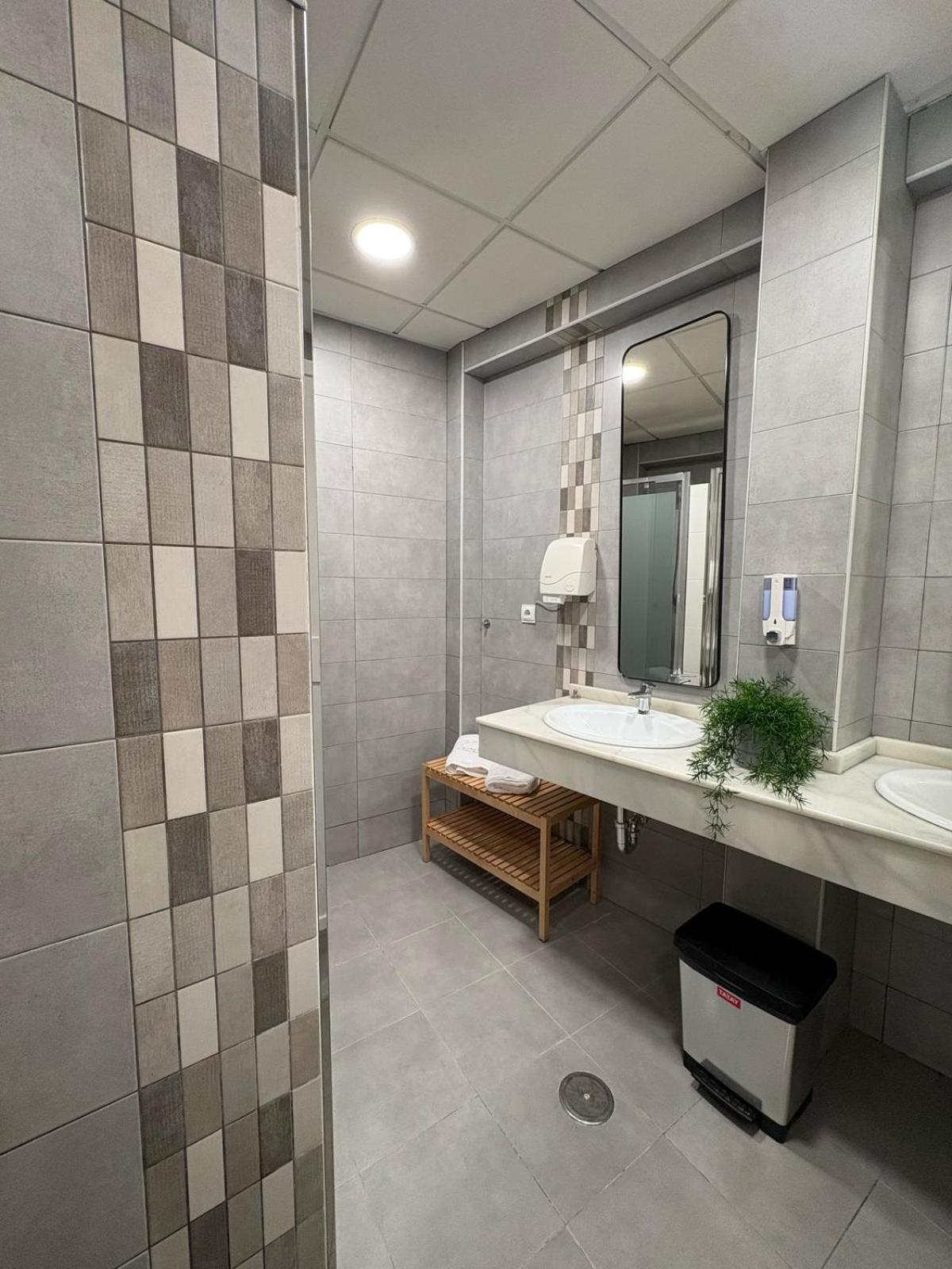 Chinitas Urban Hostel Malaga