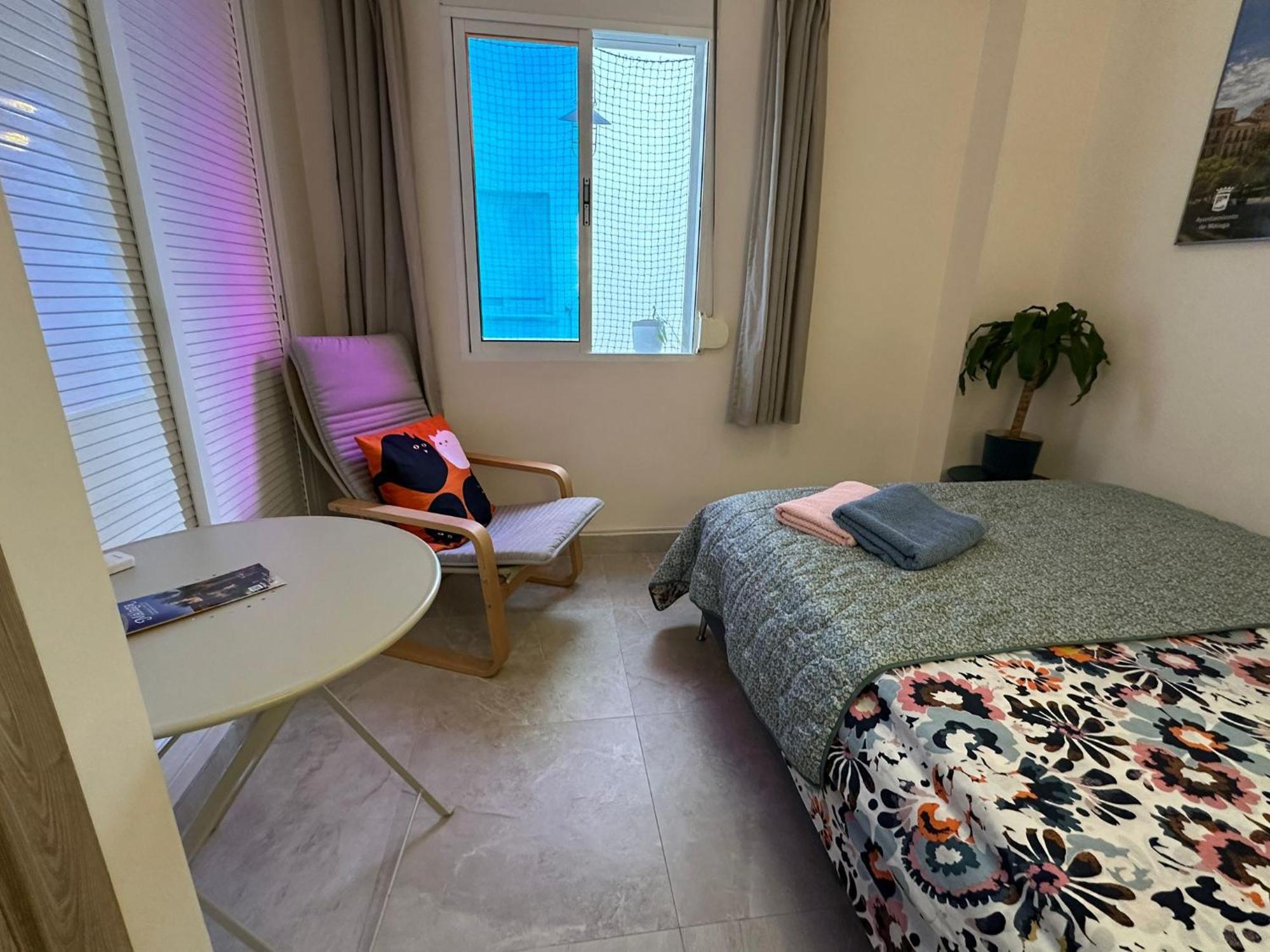 Peaceful Little Bedroom * Málaga