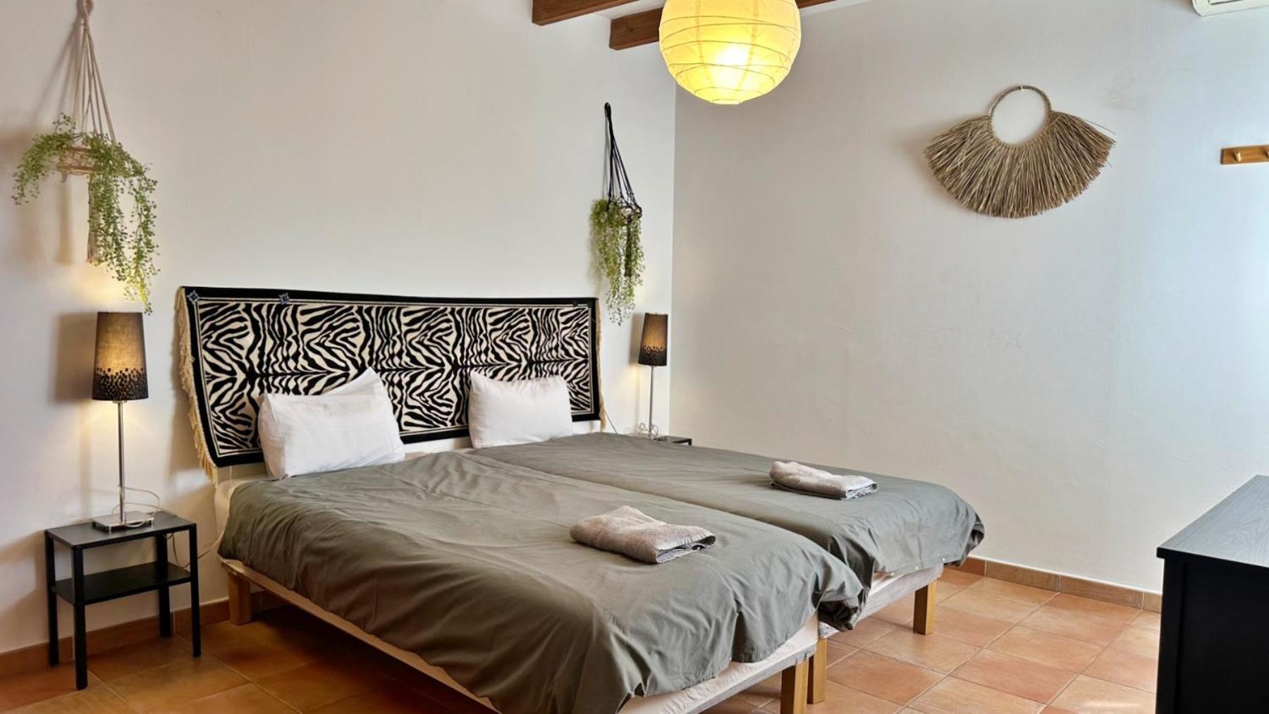 Villa Hugo Cómpeta By Bossh *