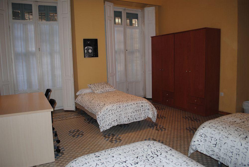 Hotel Santa Paula *