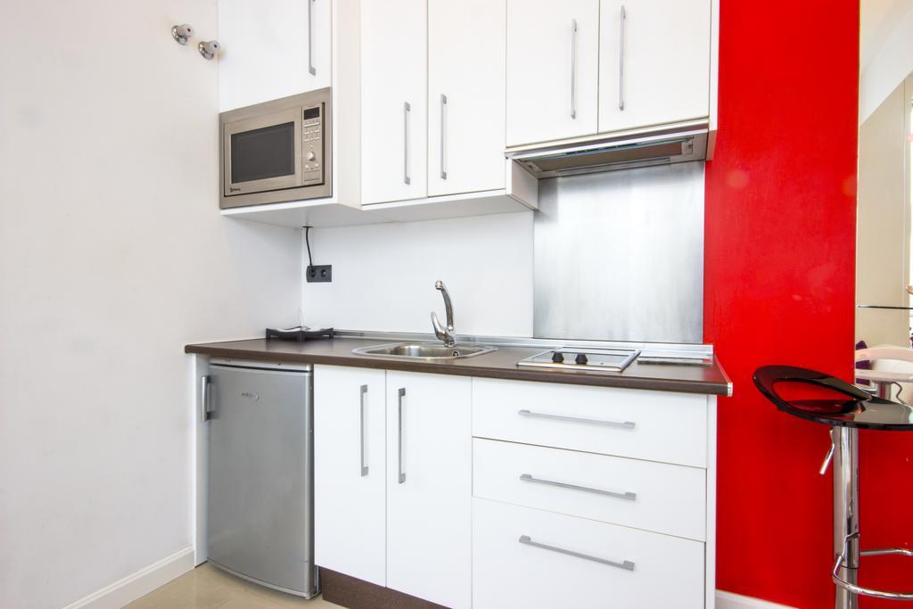 Alvarez Apartment