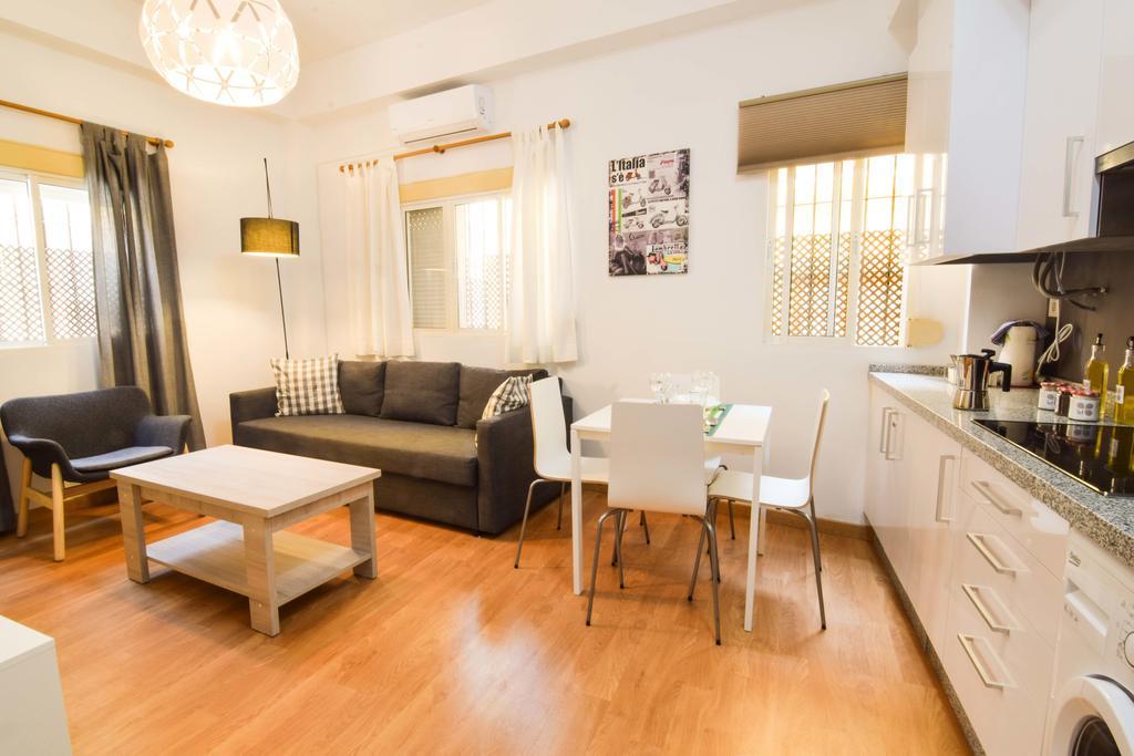 Apartment Letmalaga Giant Malaga