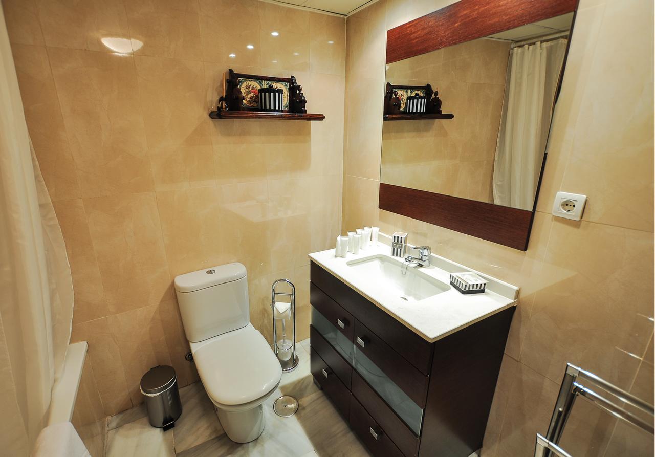 Acogedor Apartamento Junto A Calle Larios By Renthas