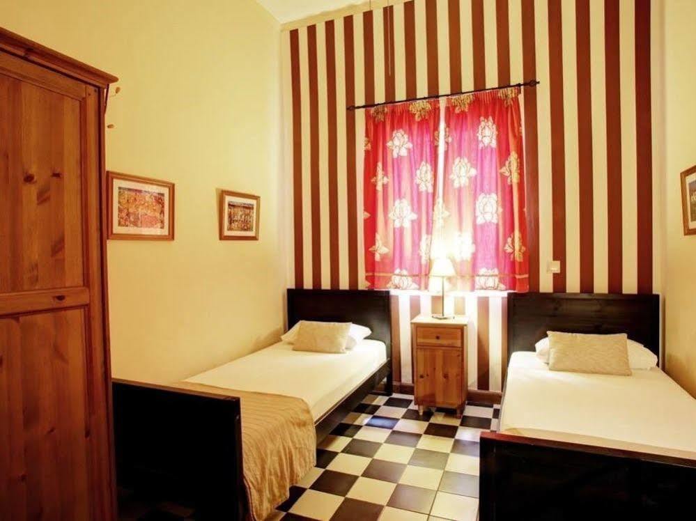 Malaga Lodge Guesthouse Málaga