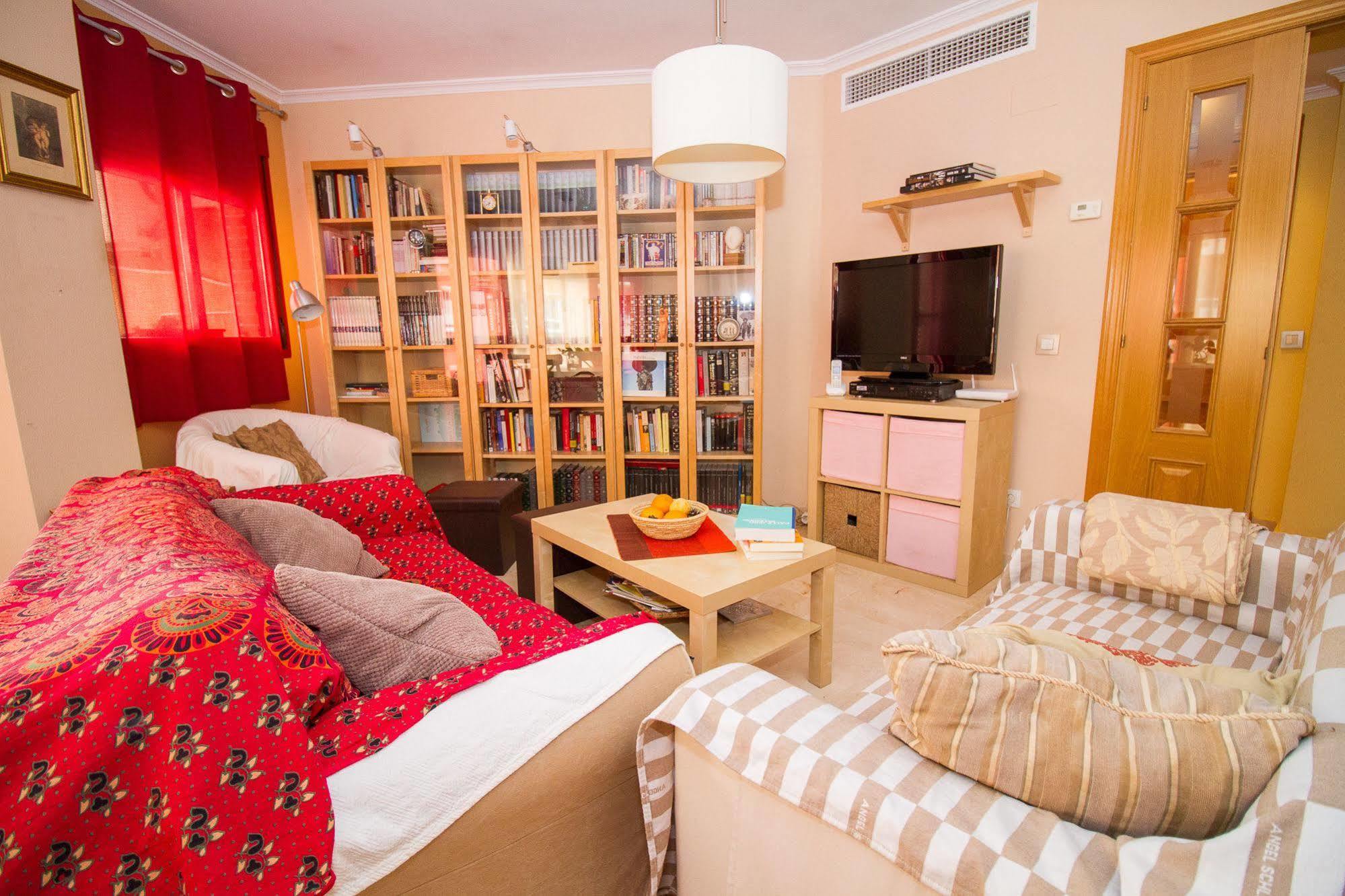 Alfonso Reyes - Harbour Apartment