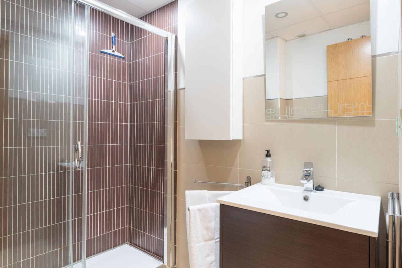Mabb-quiet With Private Patio Walking Distance To Downtown Leilighet