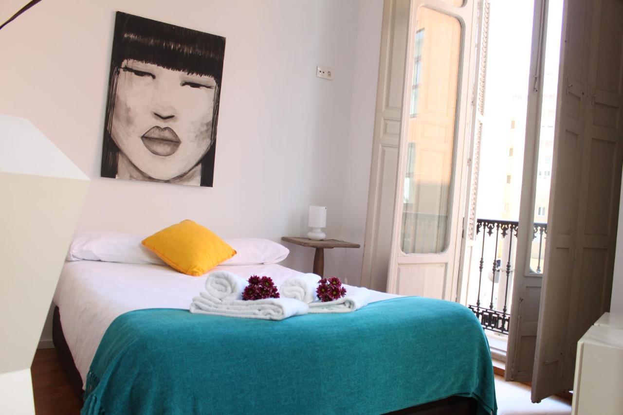 Apartment Life Calderon *