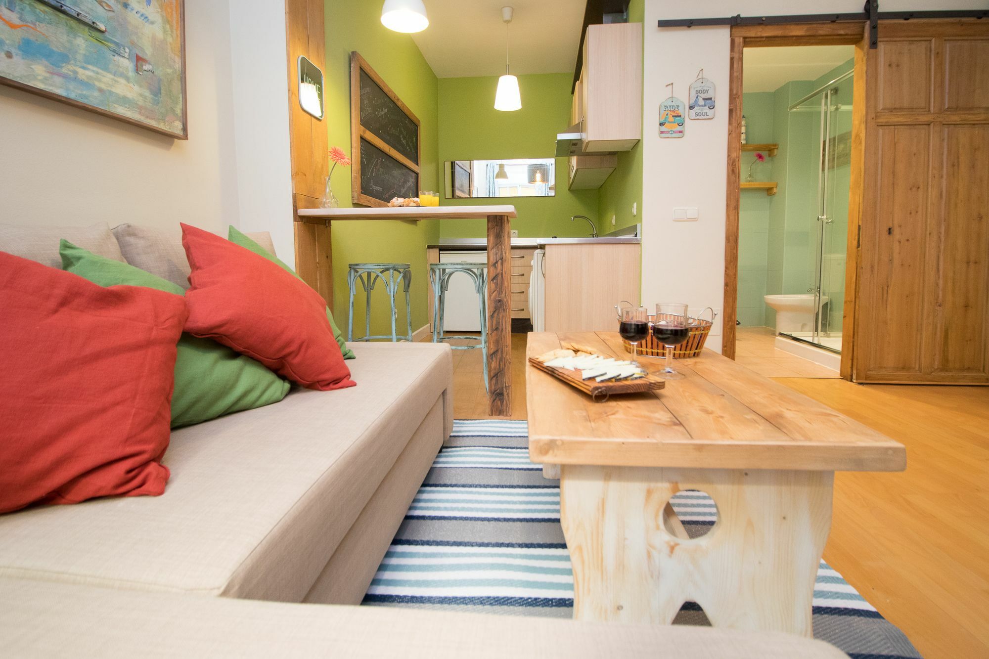 New Wood Plaza La Merced Appartement *
