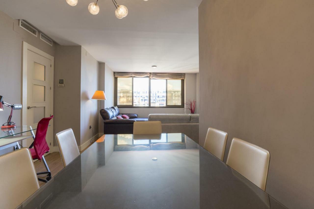 Lu&cia Bay Apartment Malaga