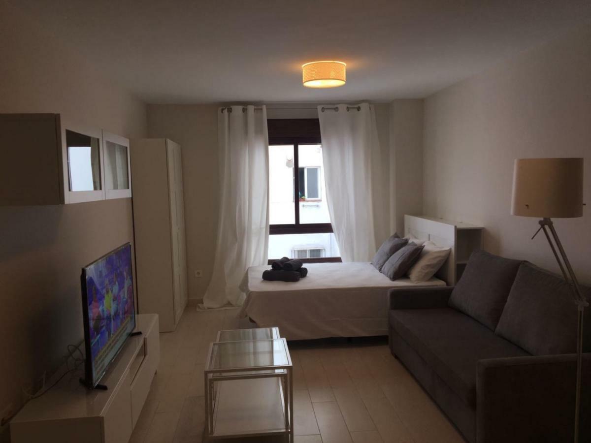 Conmdemalaga San Quintin Apartment Malaga