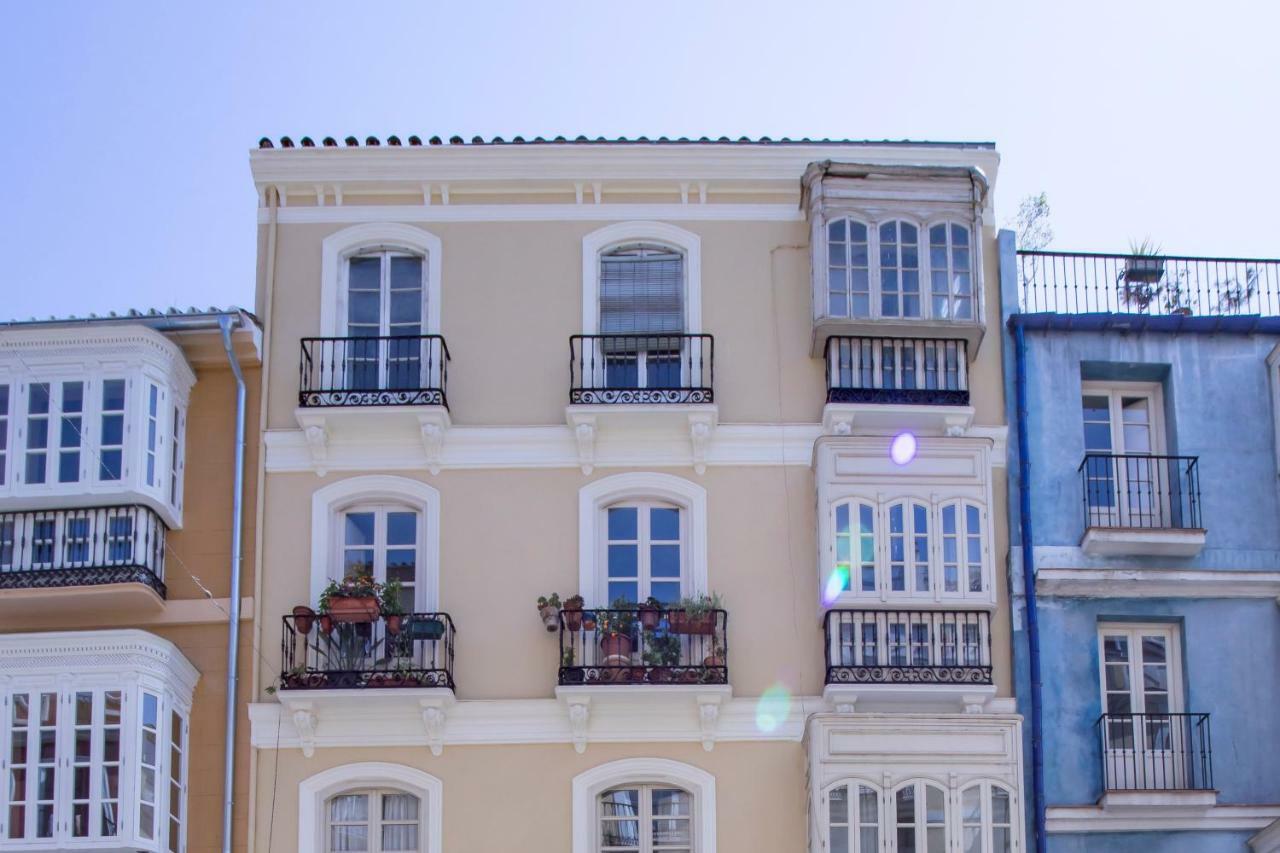 -malagasunapts- Vibrant Historic Centre Apartment Malaga