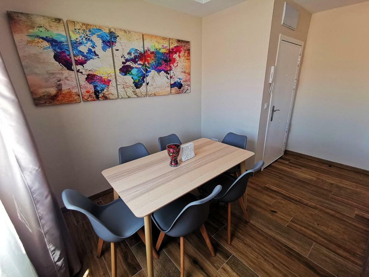 Genuar Center. Free Parking Appartement