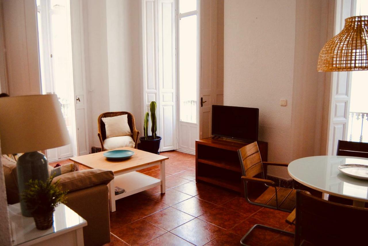 Luz Y Sencillez En El Centro Historico De Apartamento *