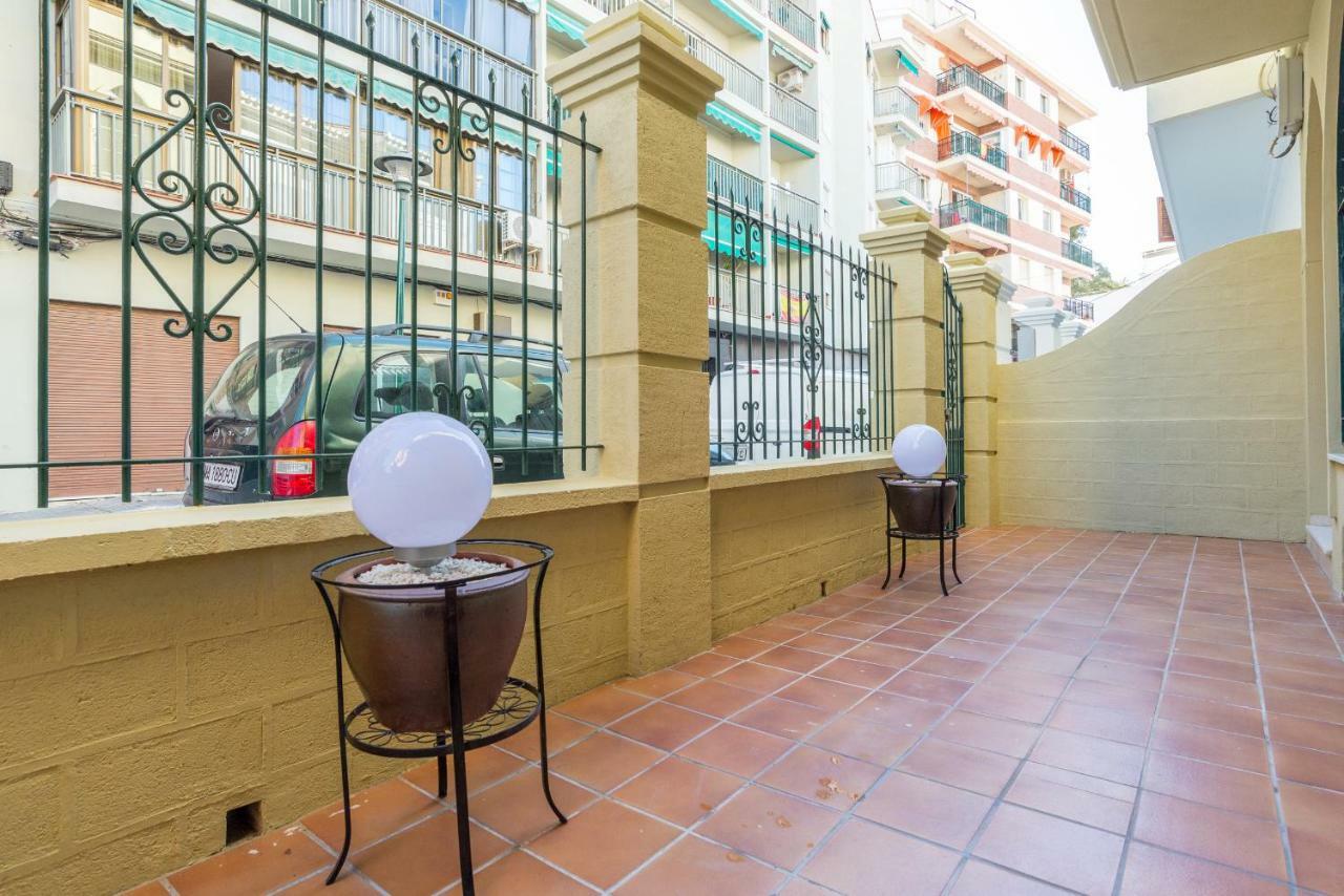 Lägenhet Gr0-quiet Apartment, Private Backyard, Walk To Old Town