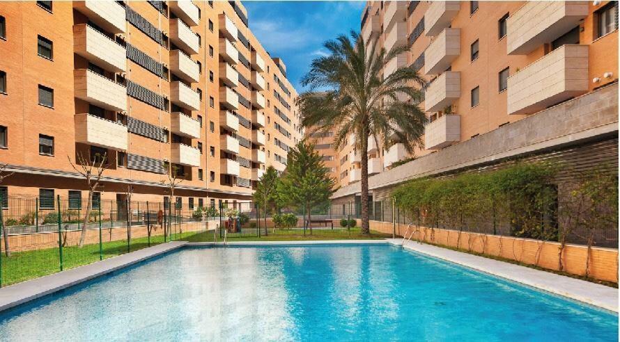 Keywise Perfect Location Next To Maria Zambrano Station, Central , Beach ,Pool And Free Parking *