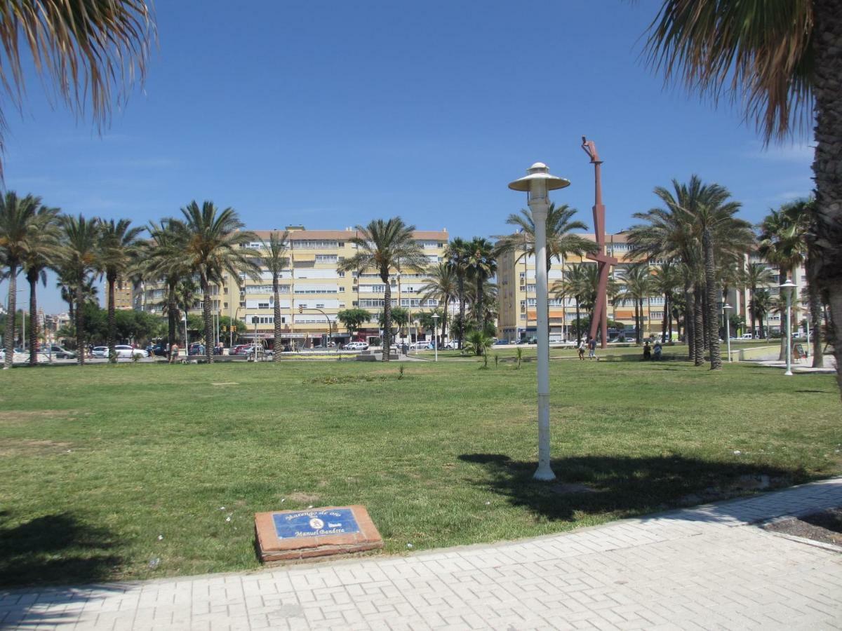 Frenta A La Playa Malaga-antonio Machado *
