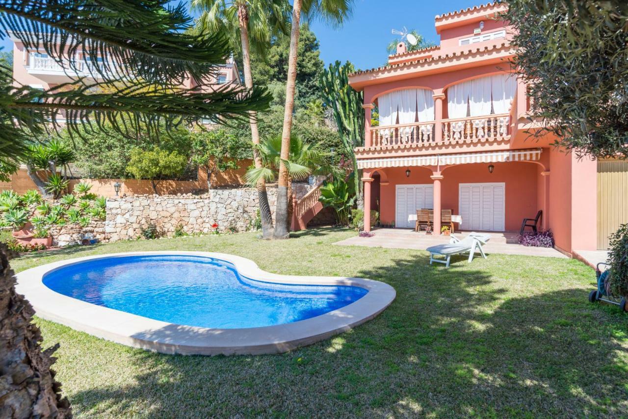 Lu&cia Candado Villa Málaga