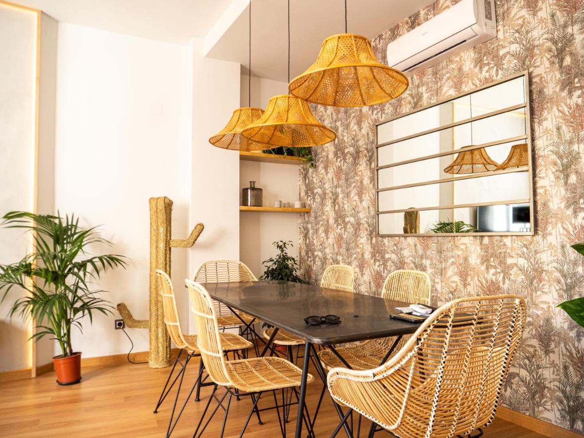 Stylish In The Heart Of With Pool Appartement *