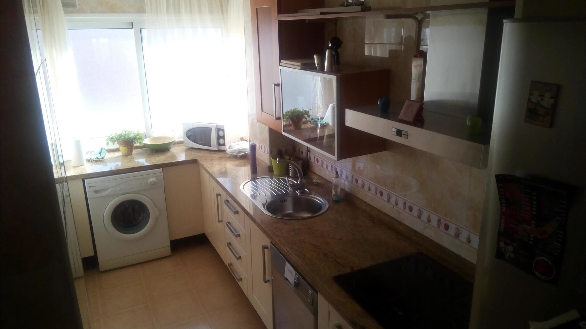 With 3 Bedrooms In Malaga, With Wonderful Mountain View, Fur * Malaga