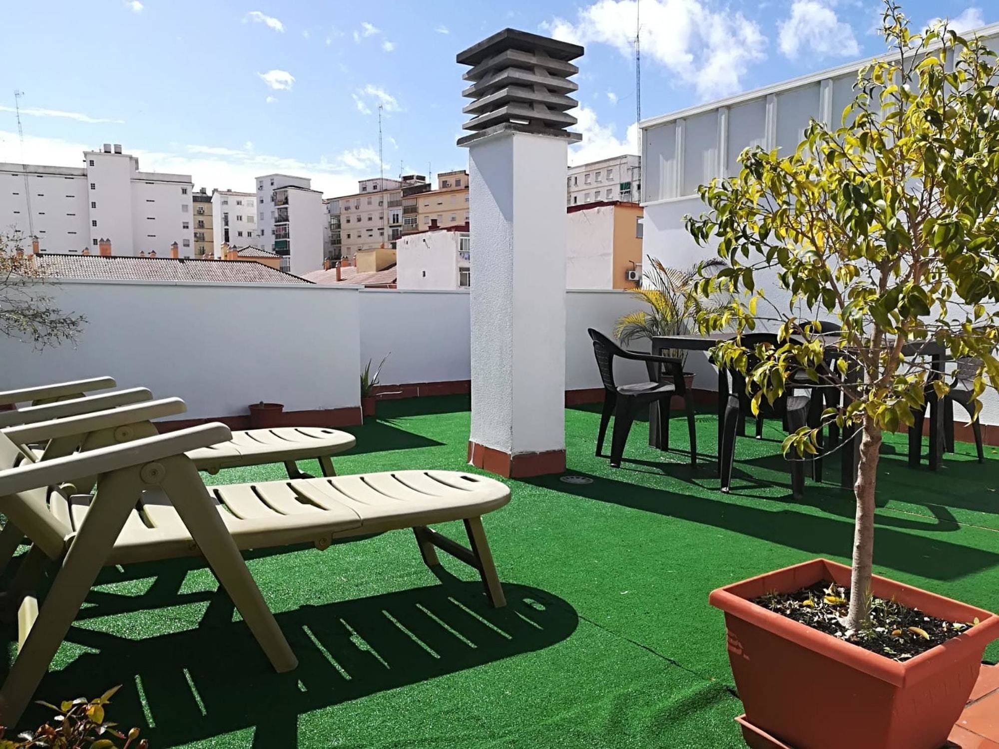 With 3 Bedrooms In Malaga, With Wonderful Mountain View, Fur * Malaga