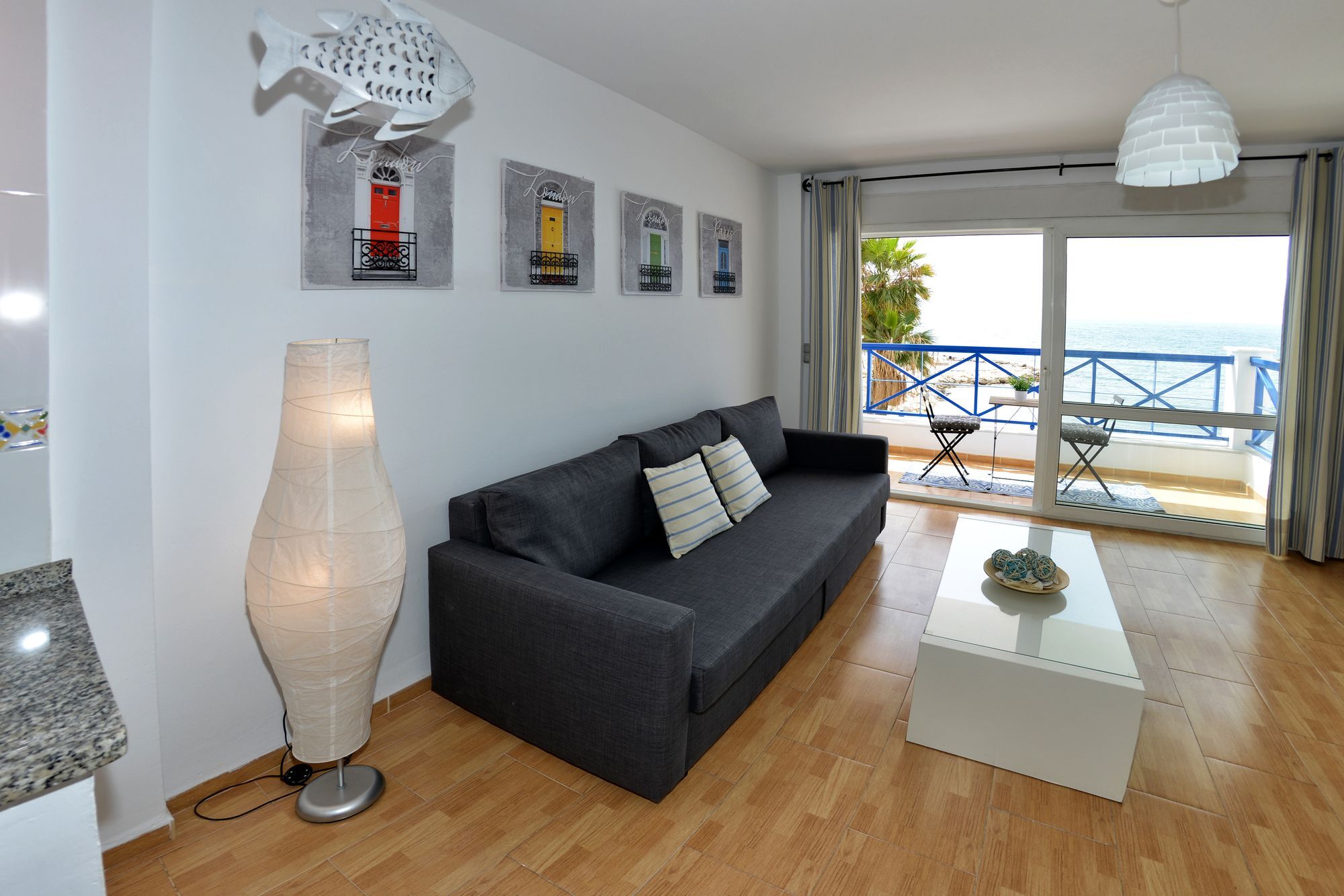 Cenacheros - Wondersisters Apartamento