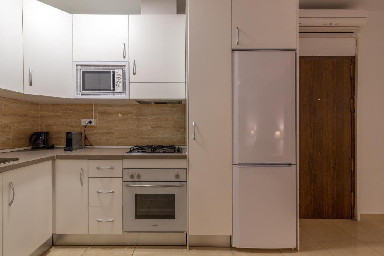 Fun Building By Homeabout Appartamento Málaga