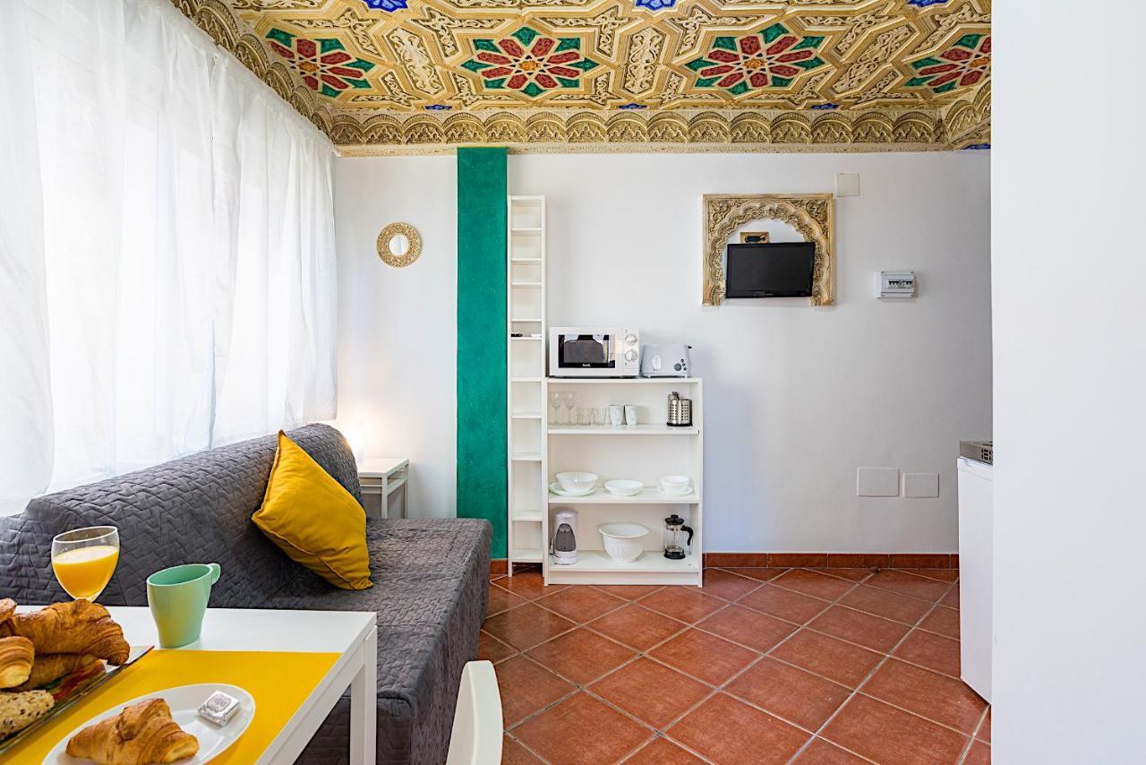 Casablanca Citycenter Young People Only Apartment Málaga