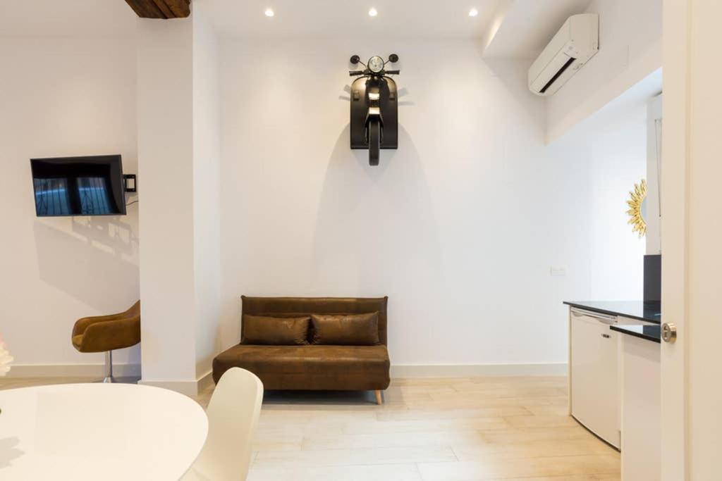 Apartamento Teba-el Teatro Prime Location Private Patio Málaga