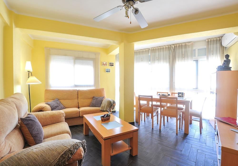 Apartamento Holidays2malaga Hermosilla 3 Dormitorios&parking Wifi Fibra 600 Mg