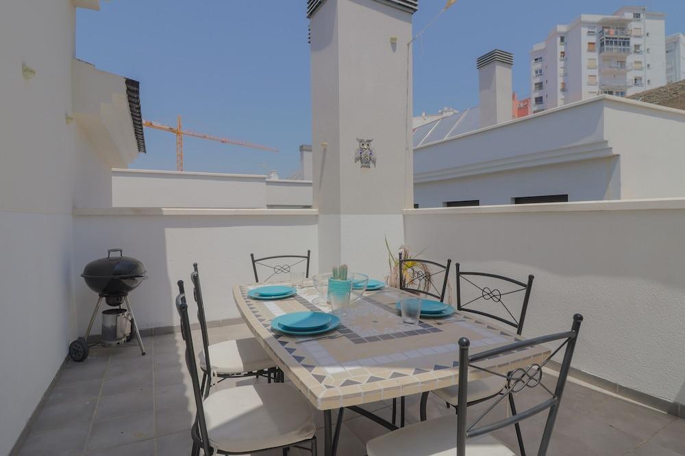 Hotell Grand With Terrace & Parking By La Recepcion 3*