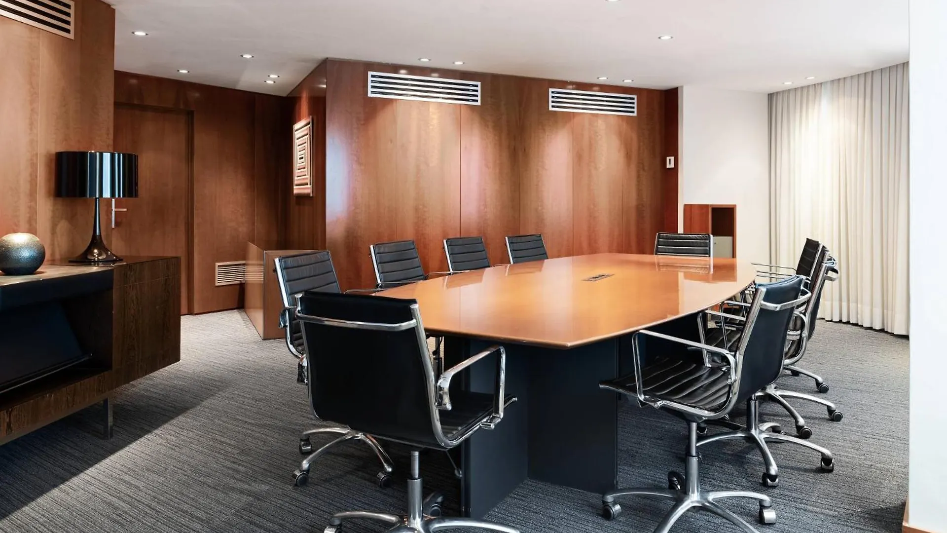 Essential Hotels in Soho Malaga for Perfect Stays